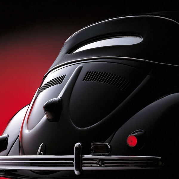 VW Cabrio Aufwendig retuschiertes Foto eines historischen VW Käfer Cabrio